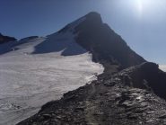 05 - quando si arriva nei pressi della cima, complice la vista in controluce, sembra molto più complicata di quello che è in realtà