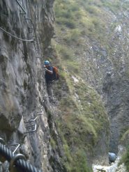 traverso tra il primo e il secondo ponte
