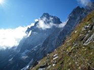 I primi vapori avvolgono il Monviso