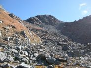 Valloncello che culmina con il Ghicet di Sea (verso sinistra)