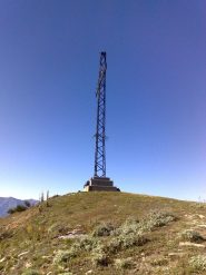 la croce vista di taglio