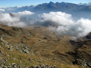 Il pianoro di Le Crotte, con il rifugio