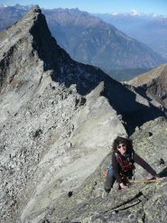 sull'esposta via normale della vlou