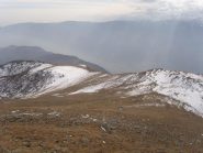 07 - il sentiero si insinua tra i nevai (Che non si calpestano.. ancora)