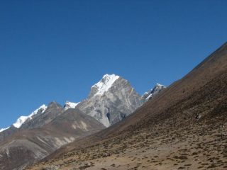 Lobuche peak