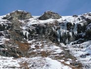 Candele di ghiaccio nel canalone