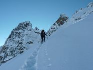 tracciando il ripido pendio NE del Bal