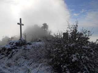 Croce e ruderi