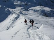 discesa lungo la cresta sud