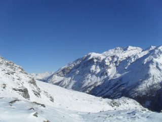 panorami estesi,sullo sfondo il Cervino