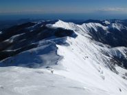 Crinale verso il Monega e il Mar Ligure