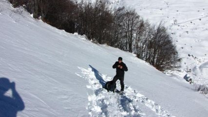 Davide nella parte alta del vallone di salita