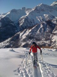 Salita dopo il bosco. sulla dorsale