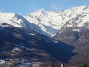 al centro il Monte Marzo
