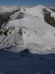 in ombra il pendio ripido sotto la Ciriunda