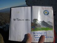 Quaderno di vetta del Piloncino