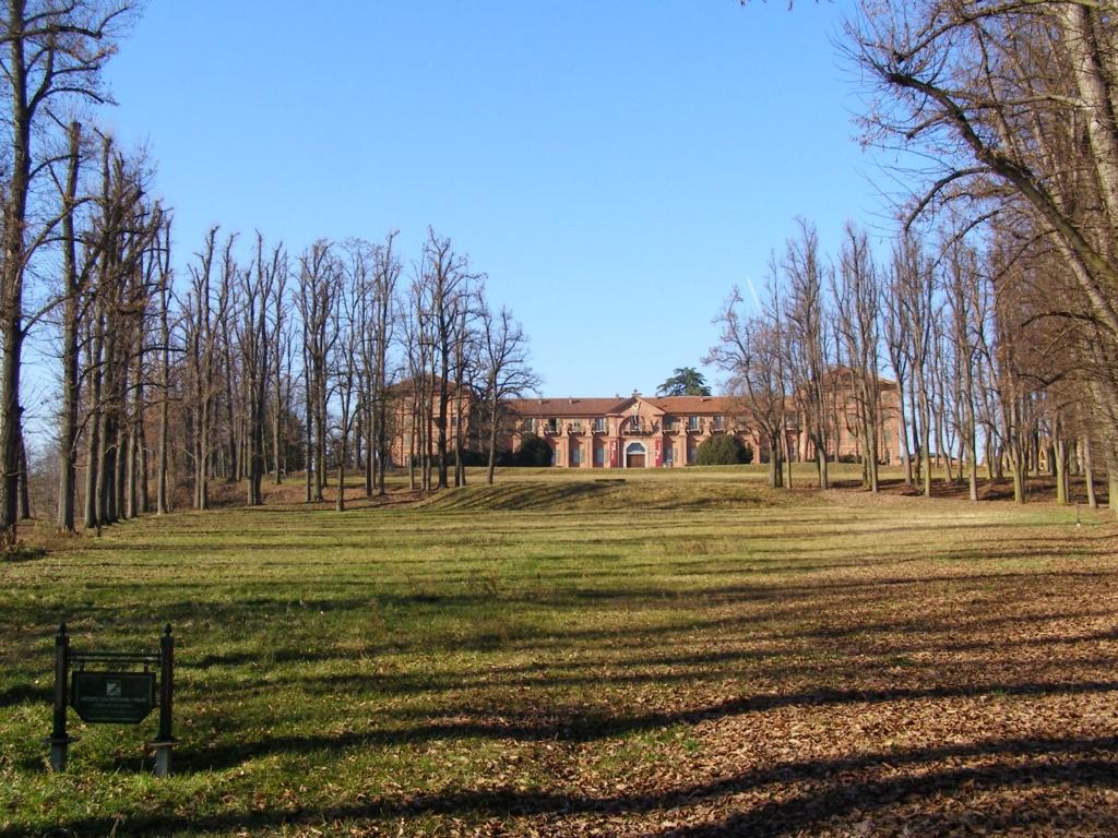 uno degli edifici interni al parco