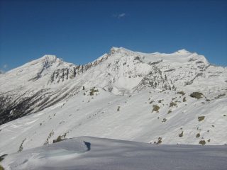 Il guggilihorn con dietro il Monte Leone