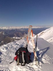 in cima