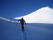 Col Perdu in ombra e pieno sole sulla bella Cime de l'Arpelin