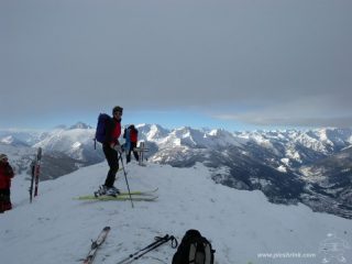 in cima