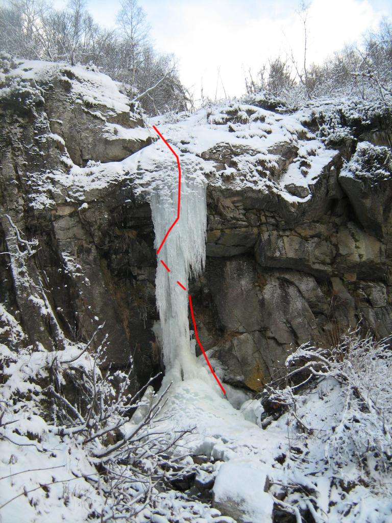 La colonna e la linea della prima salita