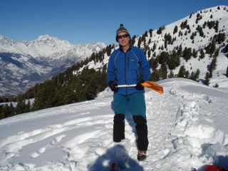 Bruno sul colle sopra il lago Chamolè, a quota 2.370