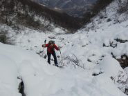 Fede lotta con la traccia di salita