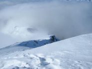 cresta carica di neve