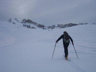 sullo sfondo la Pointe Basse de Mary 3064 m.