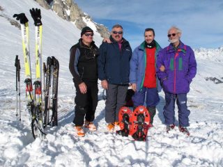 Gruppo anziani e non