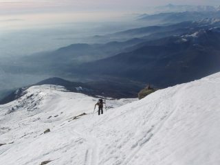 In alto