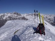 In cima