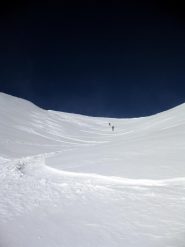 Svergino il pendio seguito da Ale