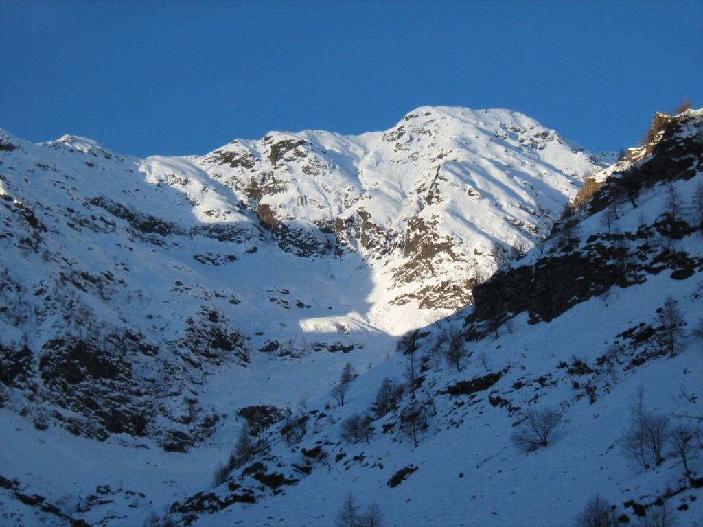 Vallone di Roy e Massa del Castello