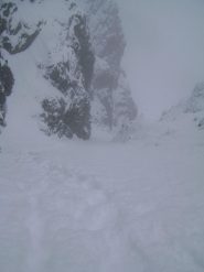 in salita, tanta neve