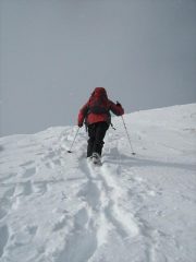 salendo verso la cima