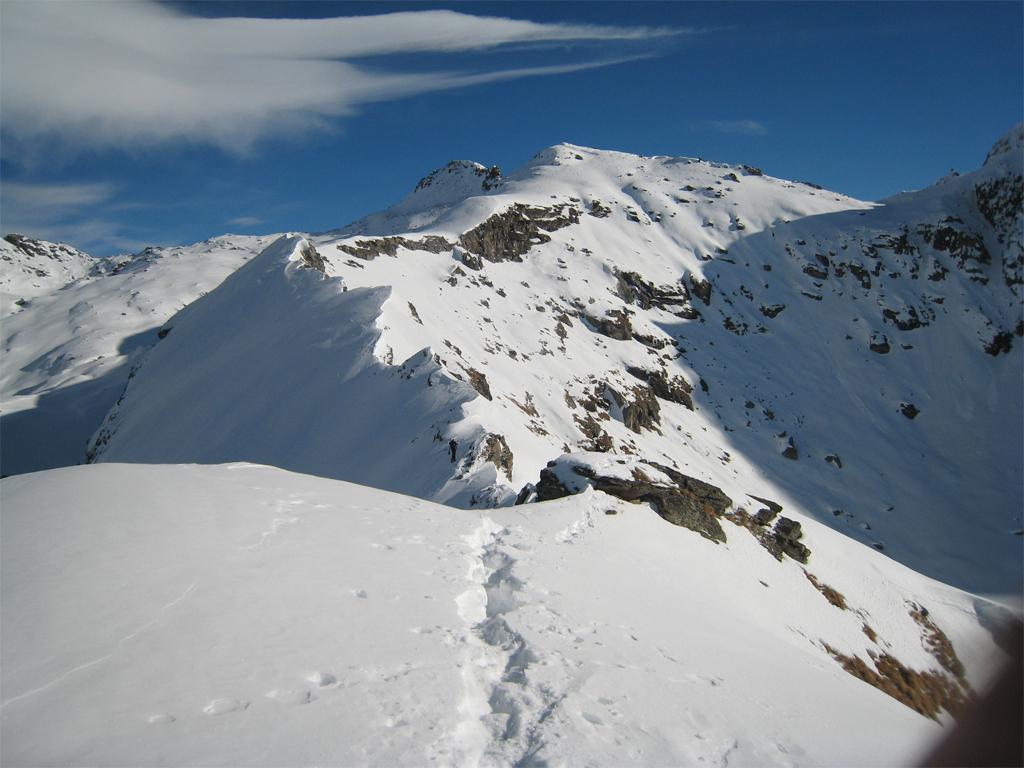 La cresta come si presenta dalla sella