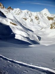 dal vallonetto la traccia di salita
