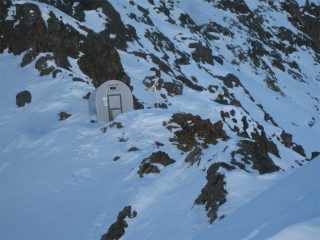 Il bivacco al colle Carrel