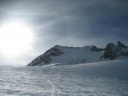 vetta raggiunta!!..., si scende..., questa volta con il sole invernale...
