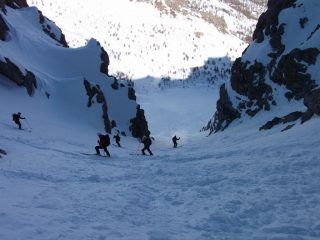 a metà