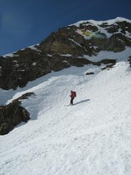 in discesa poco sotto la cima