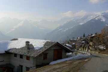 Challancin con il tiepido sole del pomeriggio