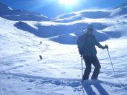Discesa dal colle dell'Albergian sotto la sferza del vento