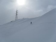 l'arrivo al colle sempre col tempo coperto e nevoso