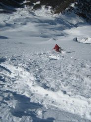 Gianni in azione poco sotto la cima