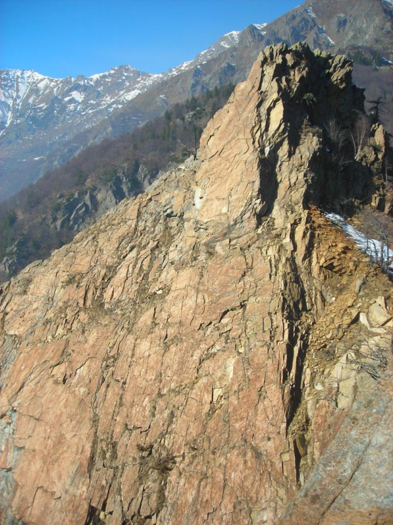 La parete sudest della Courbassera Piccola