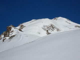 I pendii sotto la vetta