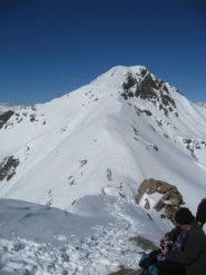 Il monte rosso di Vertosan dalla cima